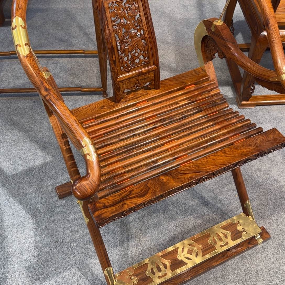 贡木旖*……………………………………