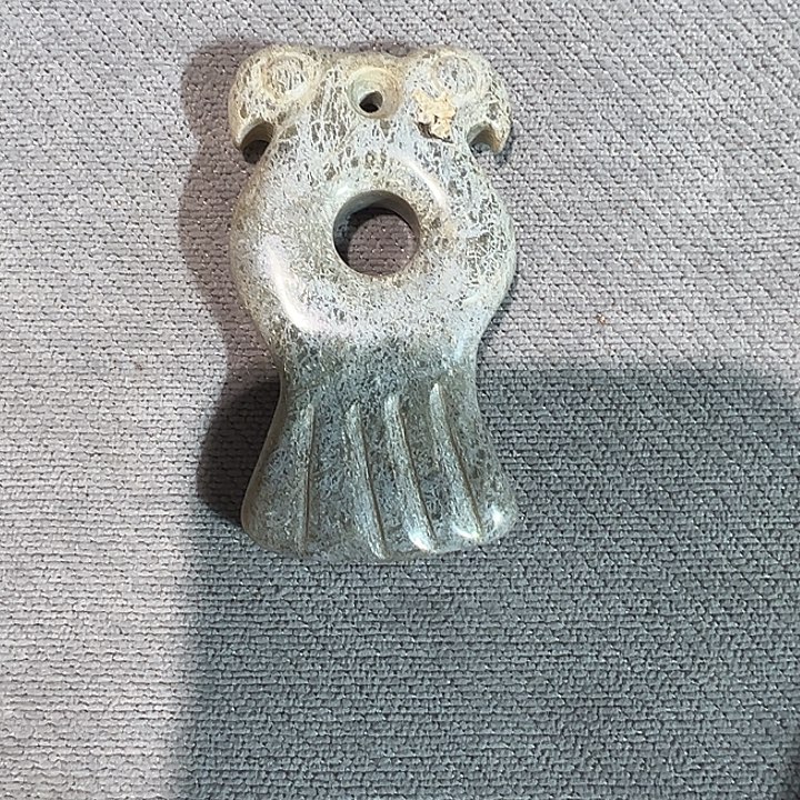 软玉未镶嵌颈饰挂件