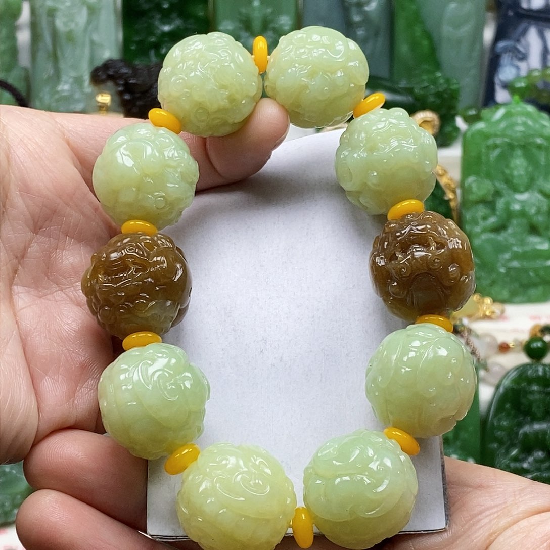 和田玉颈饰卡22未镶嵌