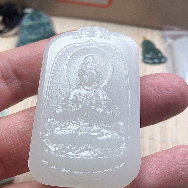 和田玉（糖玉）颈饰未镶嵌