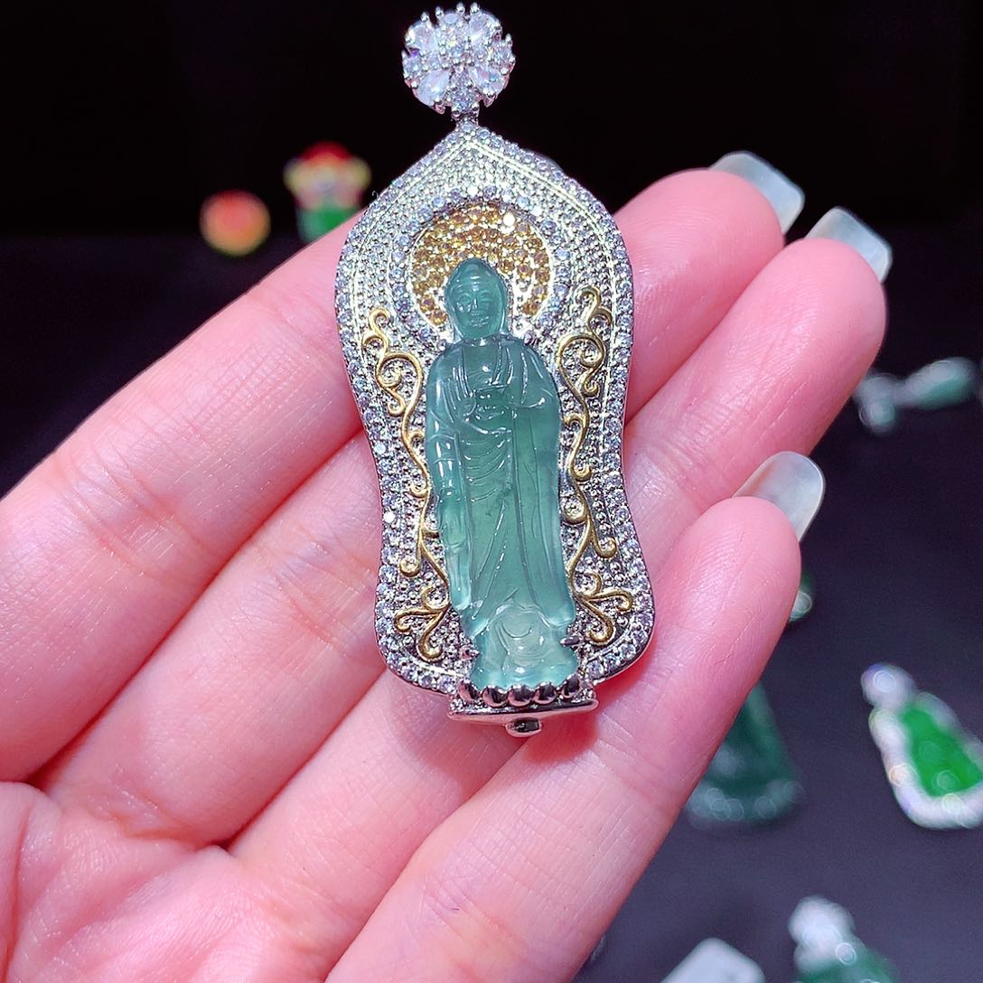 【闪购商品】翡翠吊坠(不含链)未镶嵌