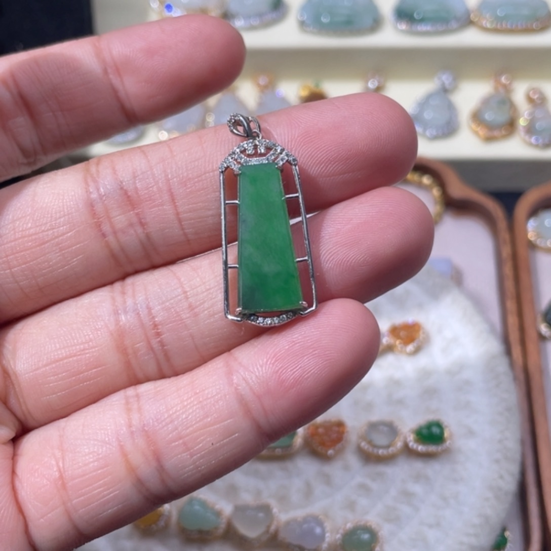 翡翠银S925镶嵌颈饰