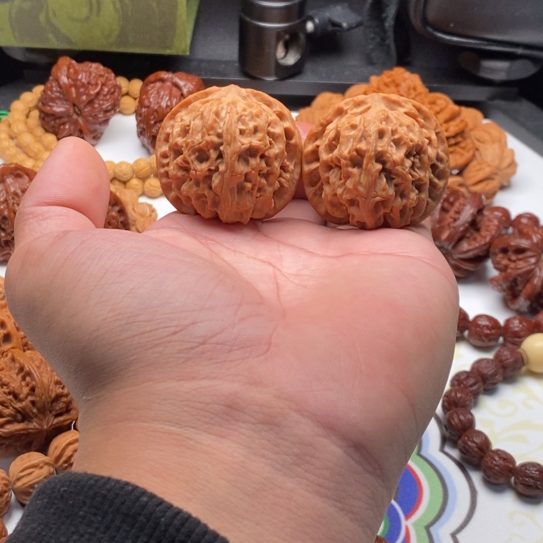 文玩核桃把件43全品苹果园