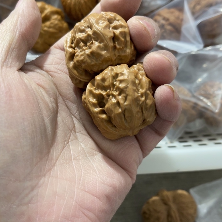 宝***哥文玩核桃把件哈哈哈