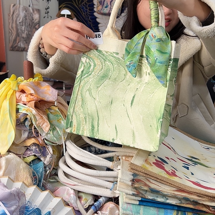 R***t448小托特包包不退不换