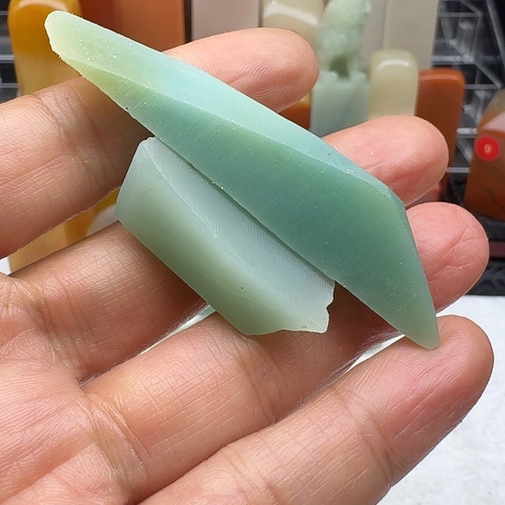 T***…印石寿山石梅子青边料