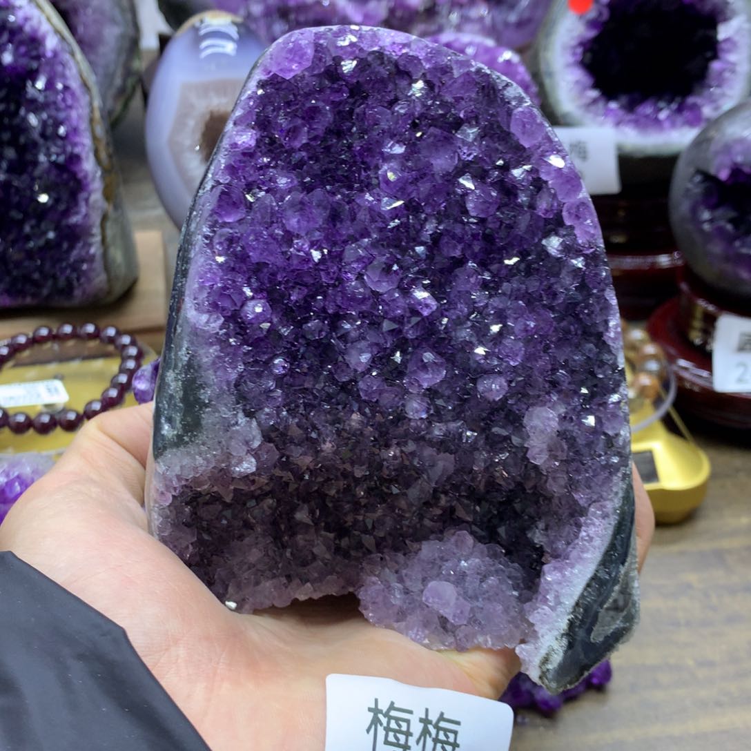 紫晶大型摆件（非配饰）未镶嵌
