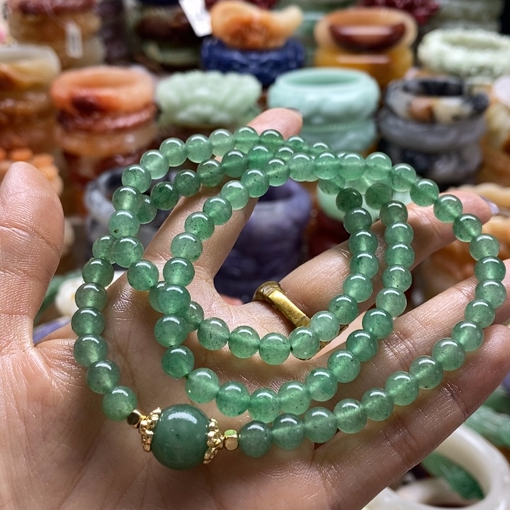 石英岩玉未镶嵌手镯