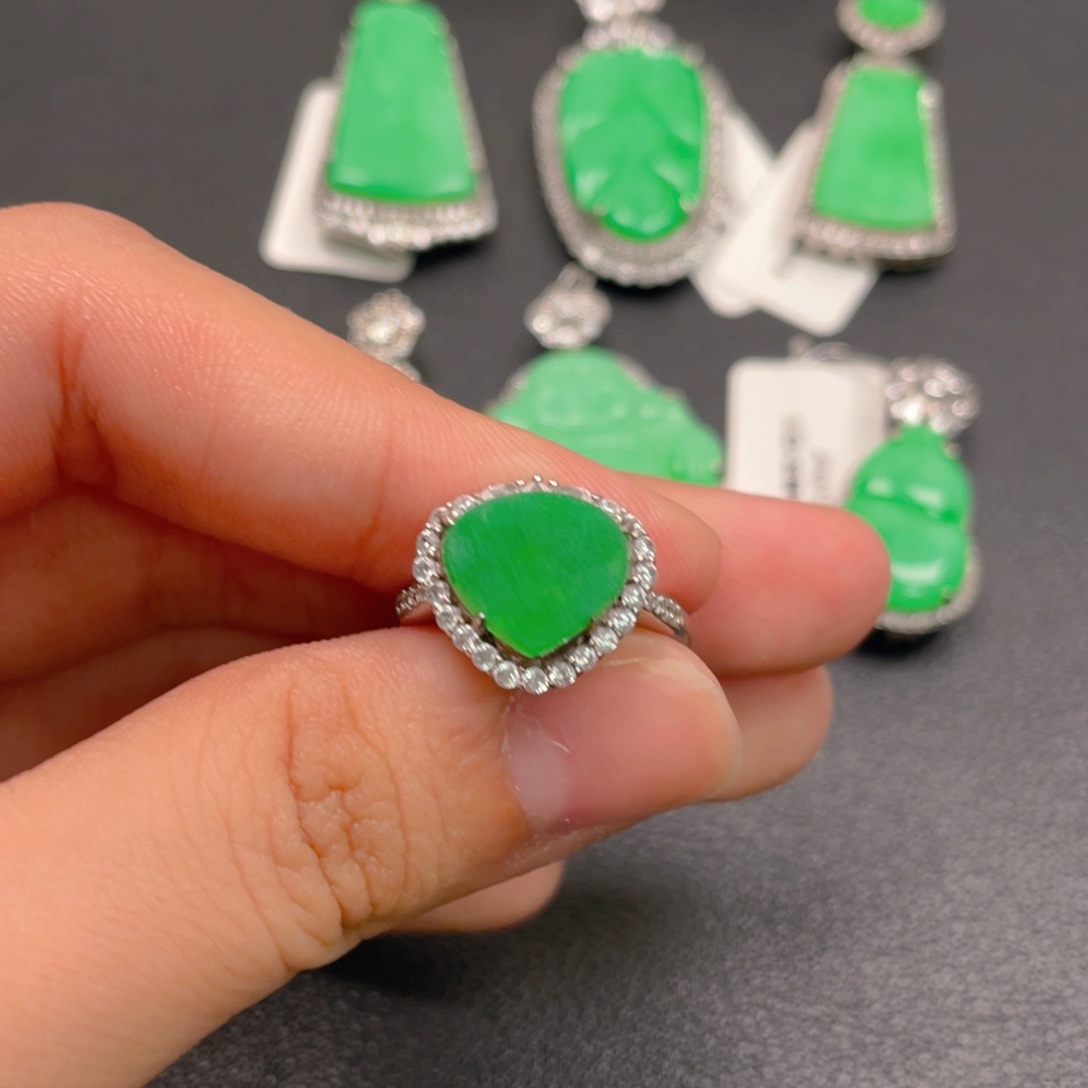 翡翠银S925镶嵌颈饰