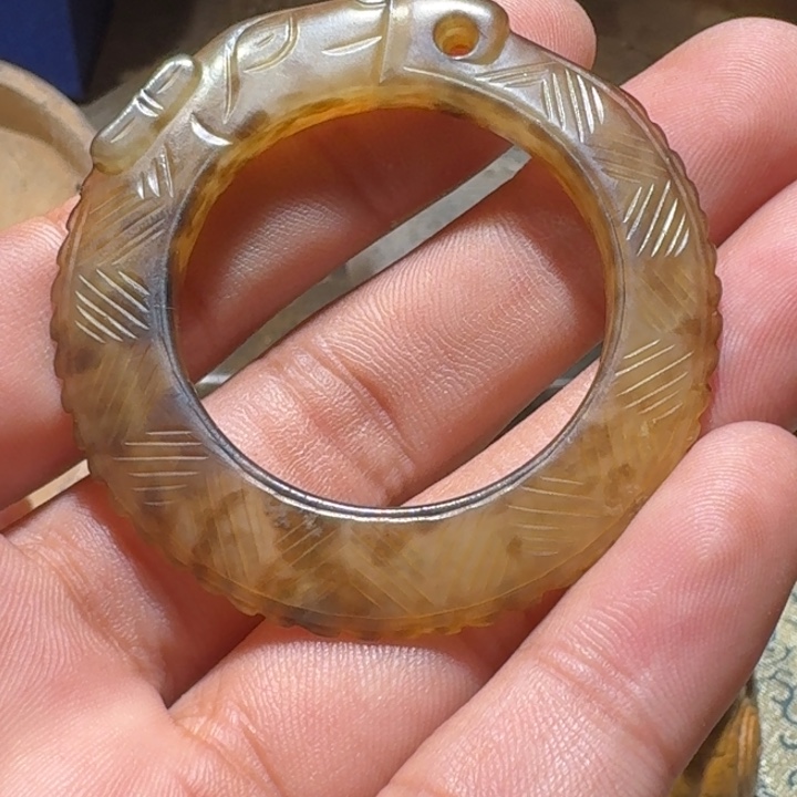 玛瑙/玉髓颈饰未镶嵌皮*