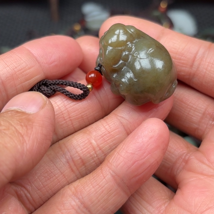 和田玉吊坠未镶嵌