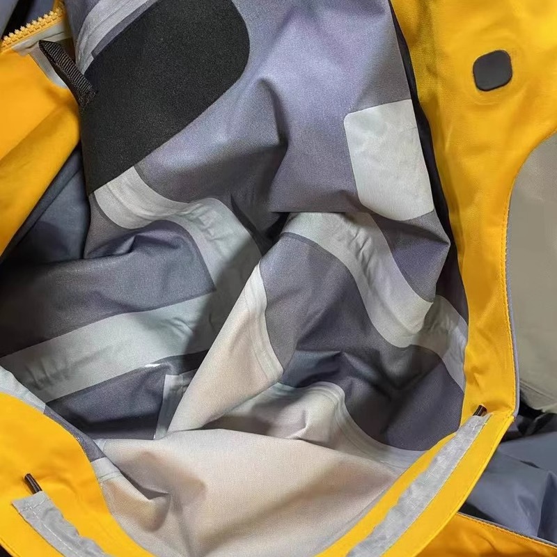 【专属】蛇年限定款抗风抗水冲锋衣户外保暖防风男女同款2