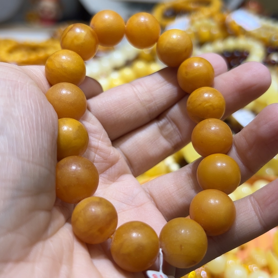 琥珀珠宝奇石未镶嵌