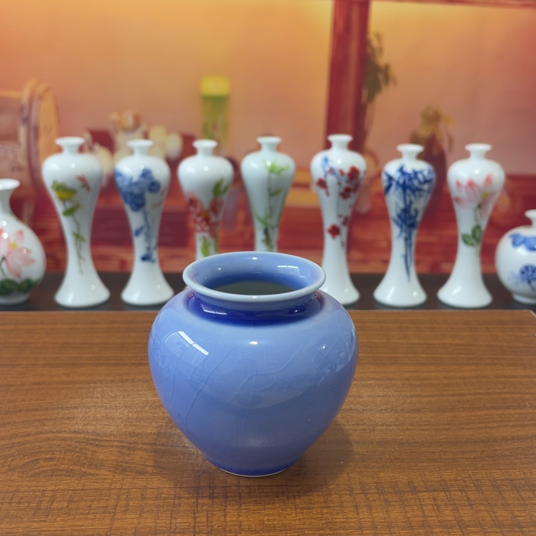 陶瓷景德镇小花瓶等着你