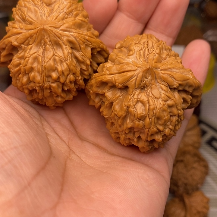 吊坠文玩核桃倪*和尚头