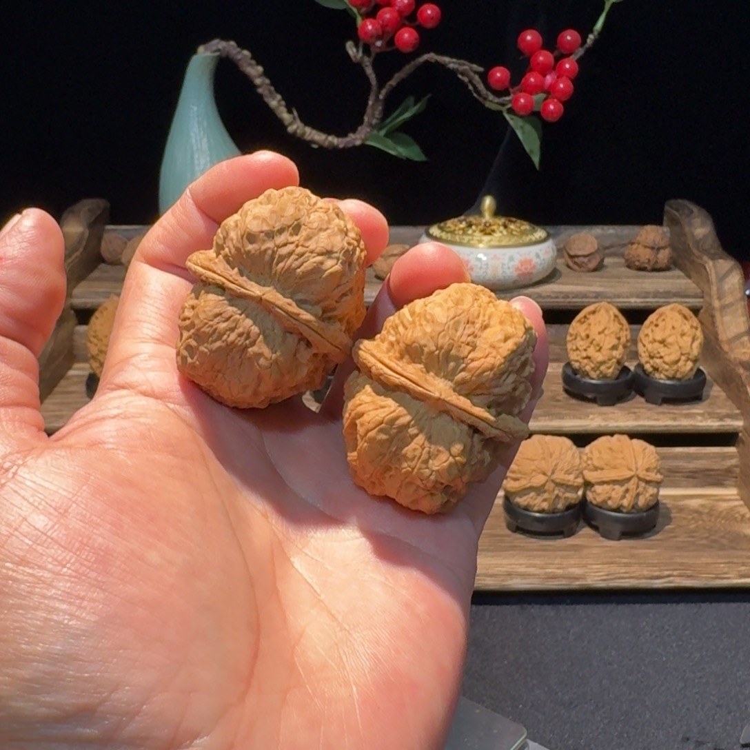 文玩核桃把件云南铁核桃16