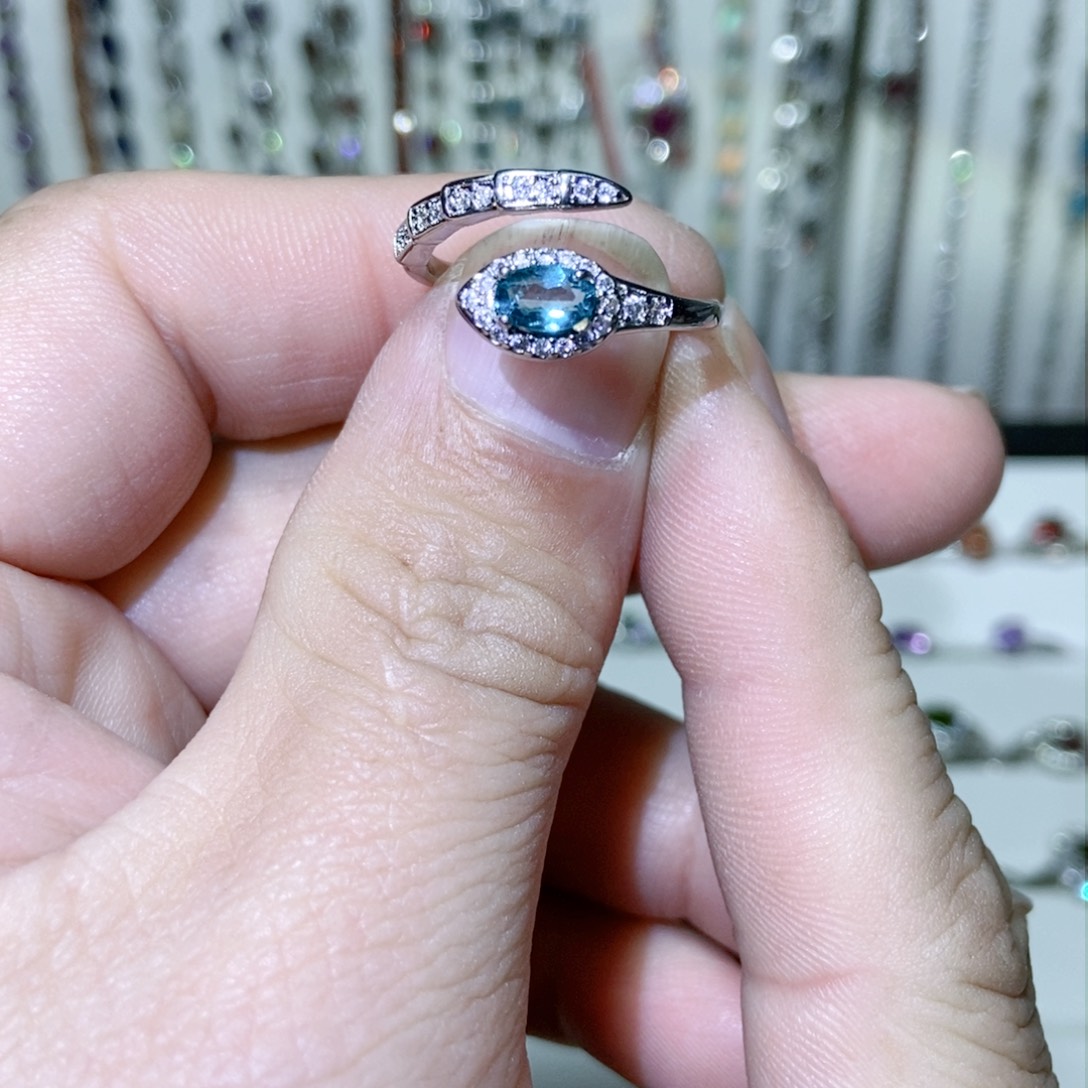 绿水晶戒指银S925镶嵌