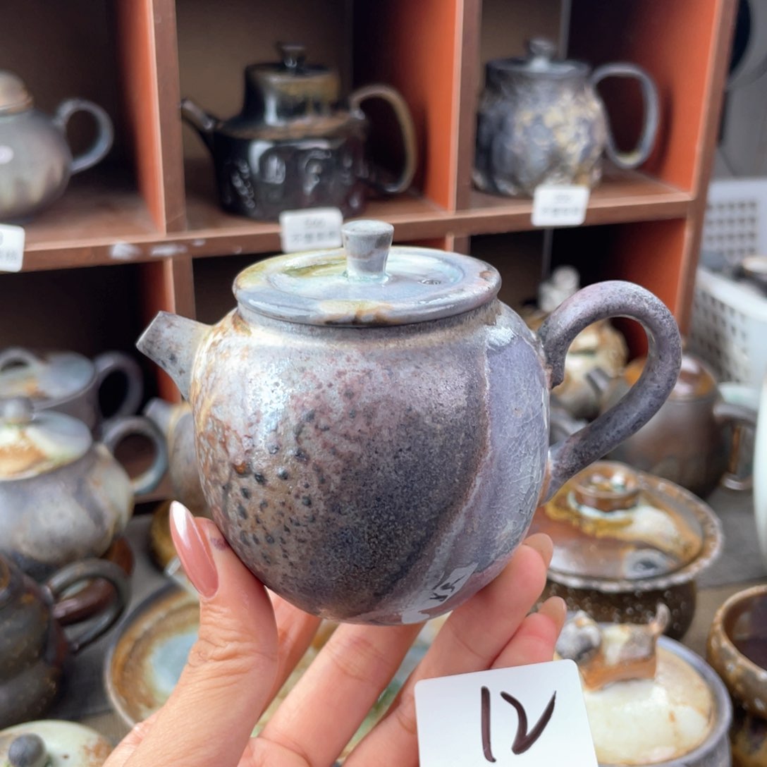 12中白精品壶一起喝茶