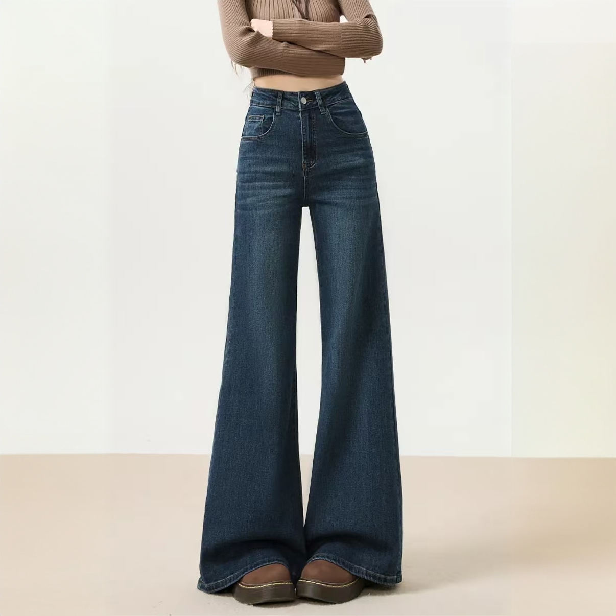 PANGHU坚持好面料“秋冬加绒高腰显瘦喇叭牛仔”