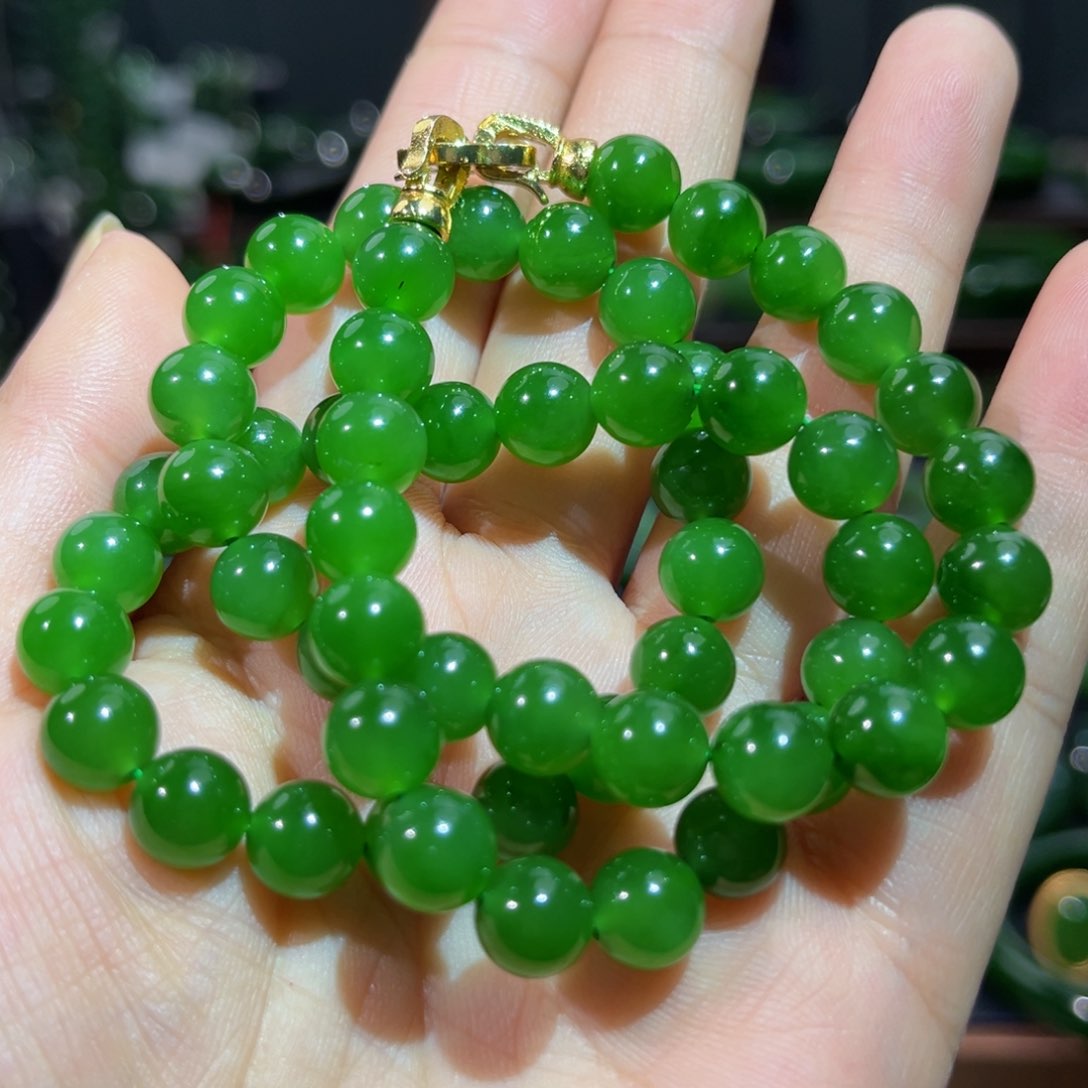 项链未镶嵌和田玉（碧玉）