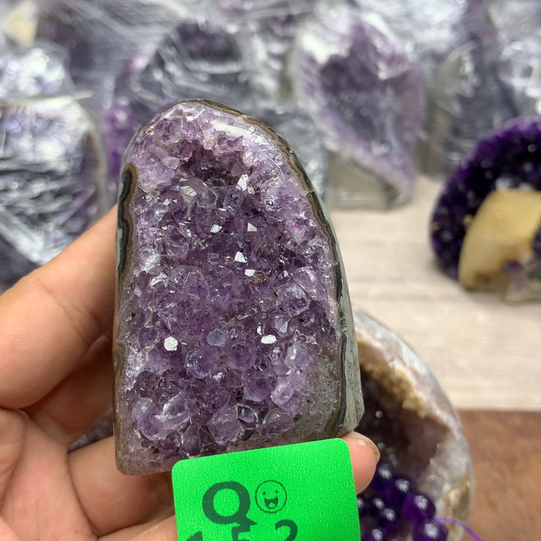 紫晶大型摆件（非配饰）未镶嵌