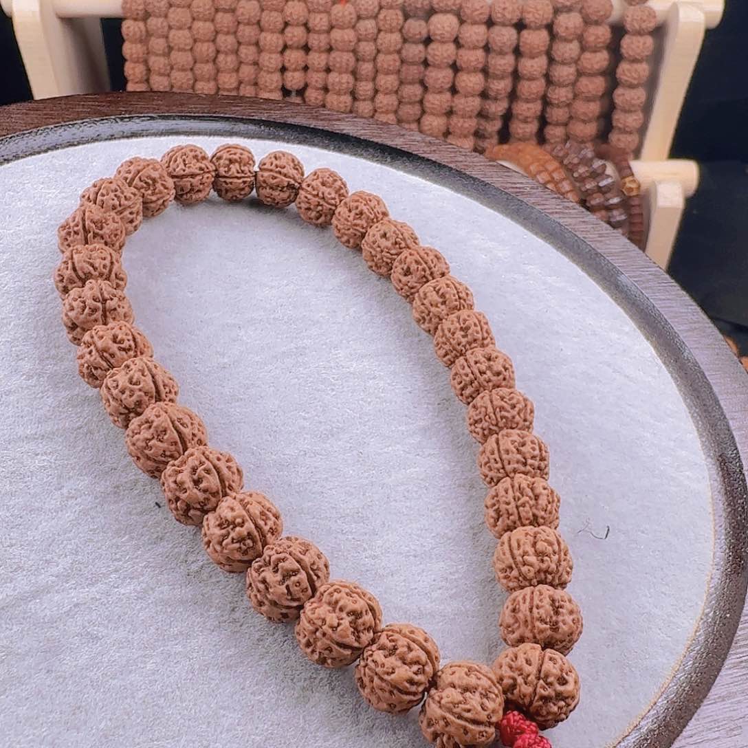 金刚菩提手串D*11凹底梅花