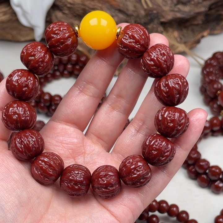 猴头核桃吊坠龍*纽扣八棱➕蜡