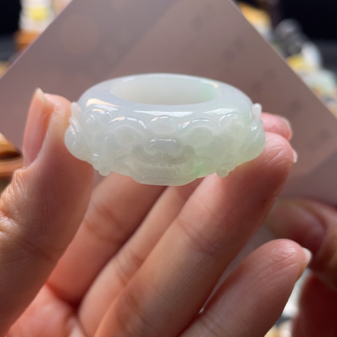 定制翡翠未镶嵌戒指