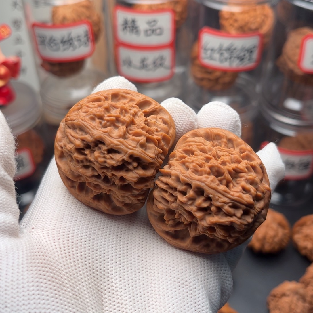 把件文玩核桃44老树南疆石