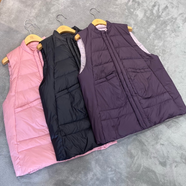 水淼25年冬季新款1832-时尚简约 一手长羽绒马甲