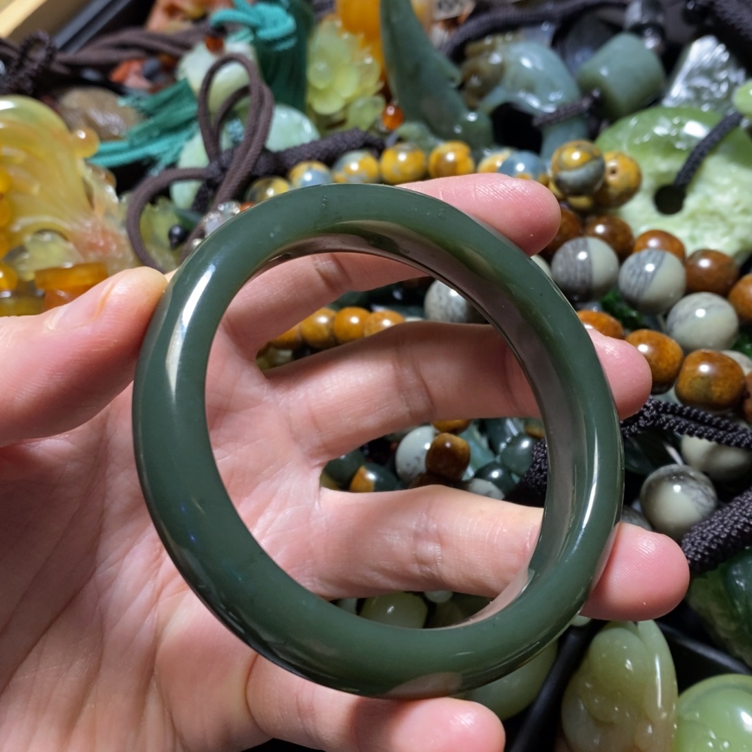 和田玉未镶嵌颈饰59口