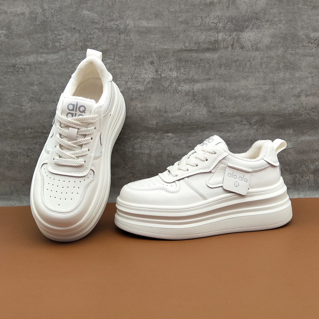 断码女鞋真皮厚底加绒小白鞋冬季时尚百搭软糯轻便款