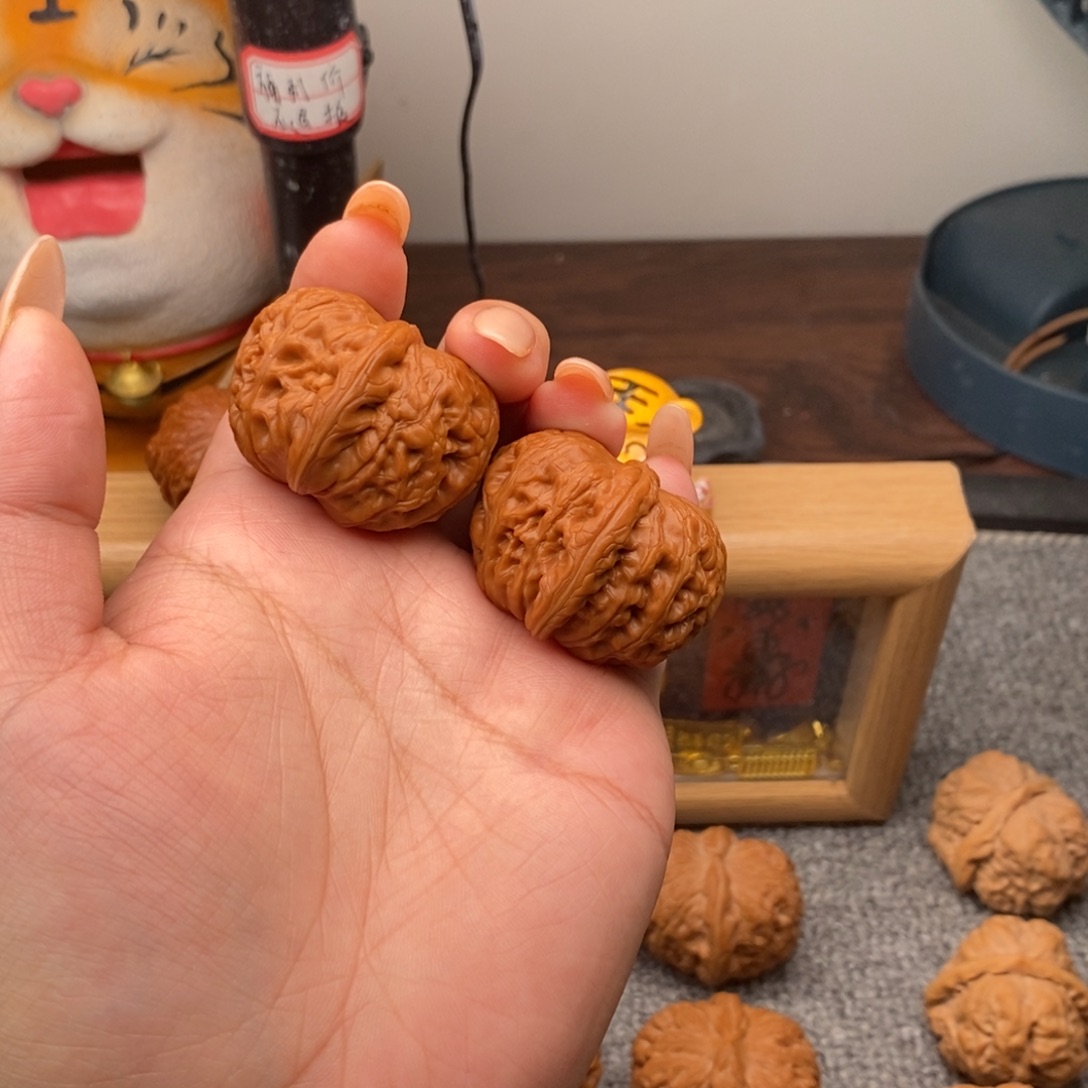 吾***生文玩核桃吊坠元宝