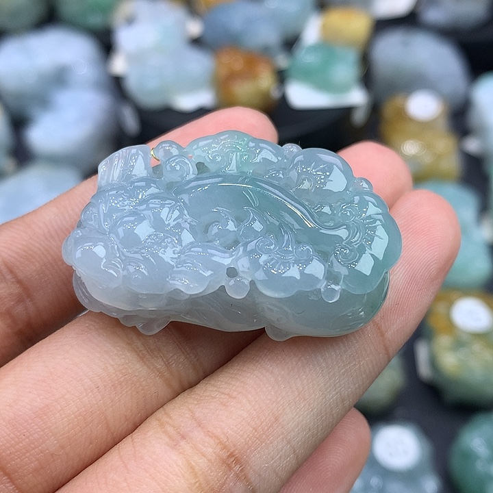 翡翠未镶嵌颈饰天然缅甸翡翠