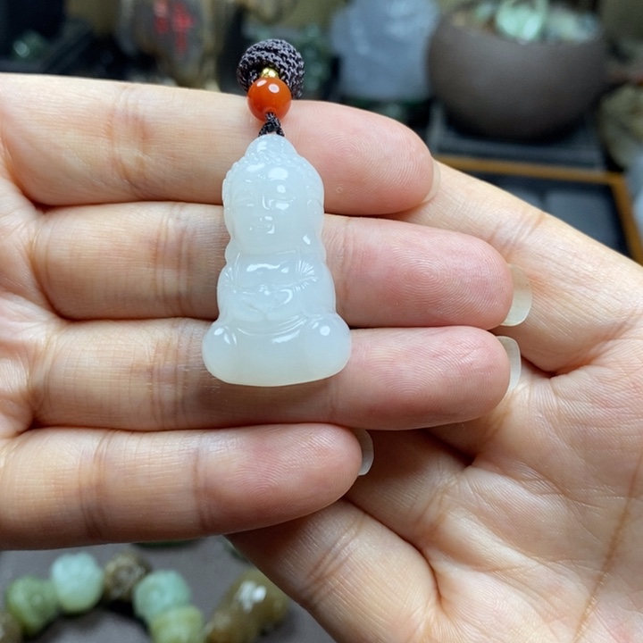 颈饰未镶嵌和田玉