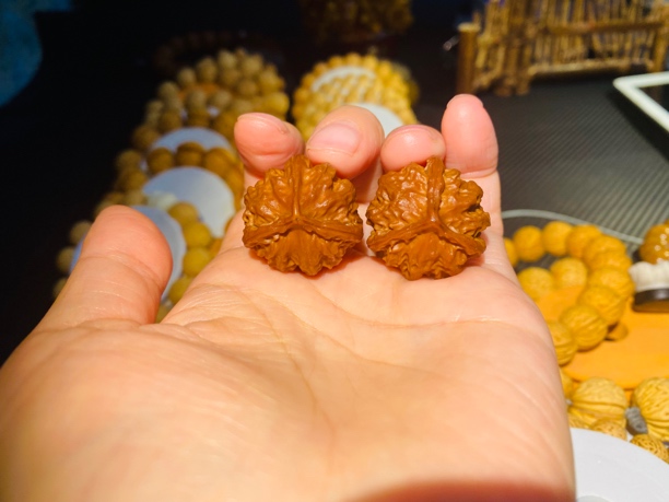 25mm文玩核桃小手捻 微包浆一物一图 文玩核桃把玩核桃