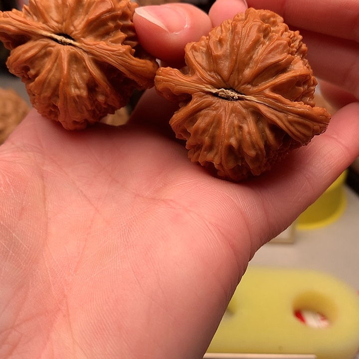 一***灬吊坠文玩核桃42尺三角白751号