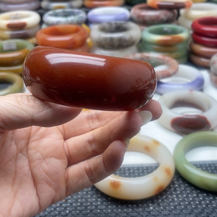 石英岩玉手镯未镶嵌7****2