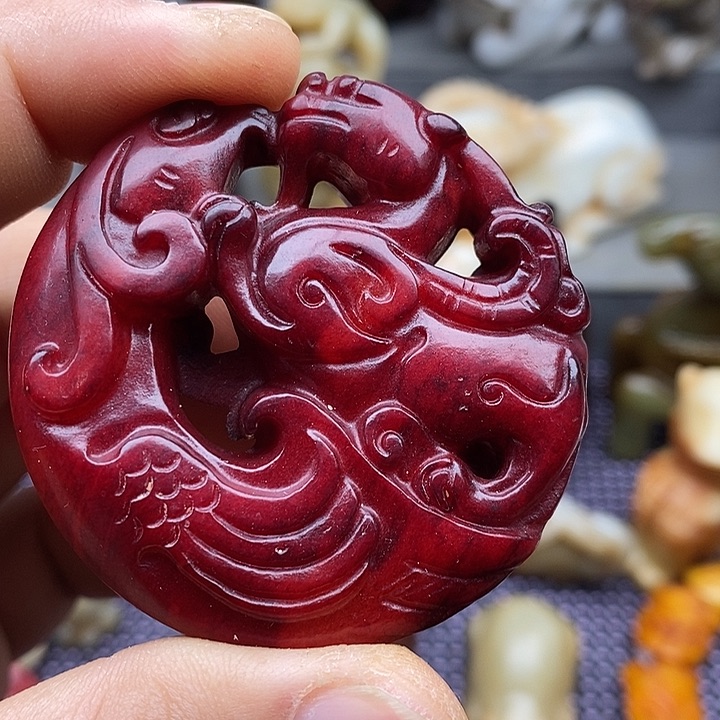 未镶嵌蛇纹石玉颈饰