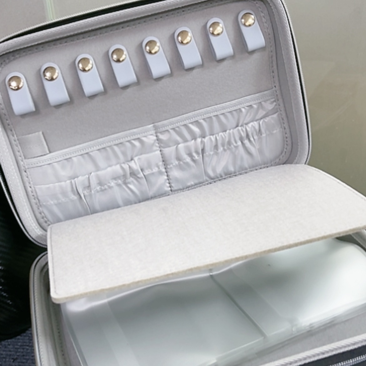 【闪购商品】95新大收纳包