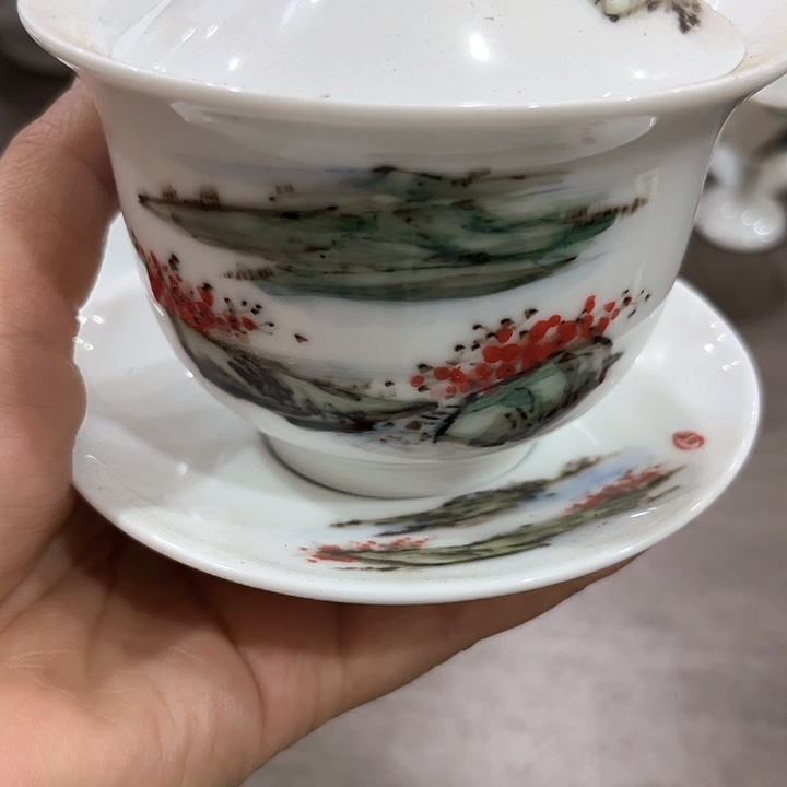 釉下五彩瓷的制作工艺