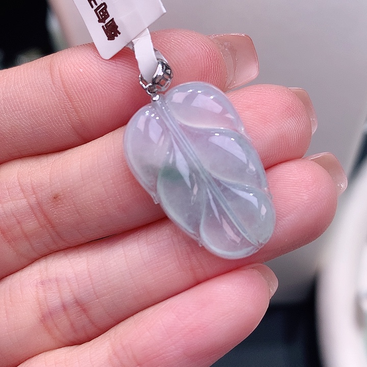 颈饰18K金镶嵌翡翠下播福利