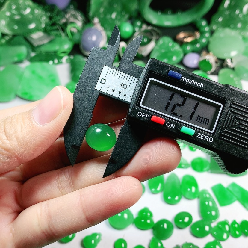 【闪购商品】翡翠颈饰未镶嵌妞翡翠12*10.7*6.6