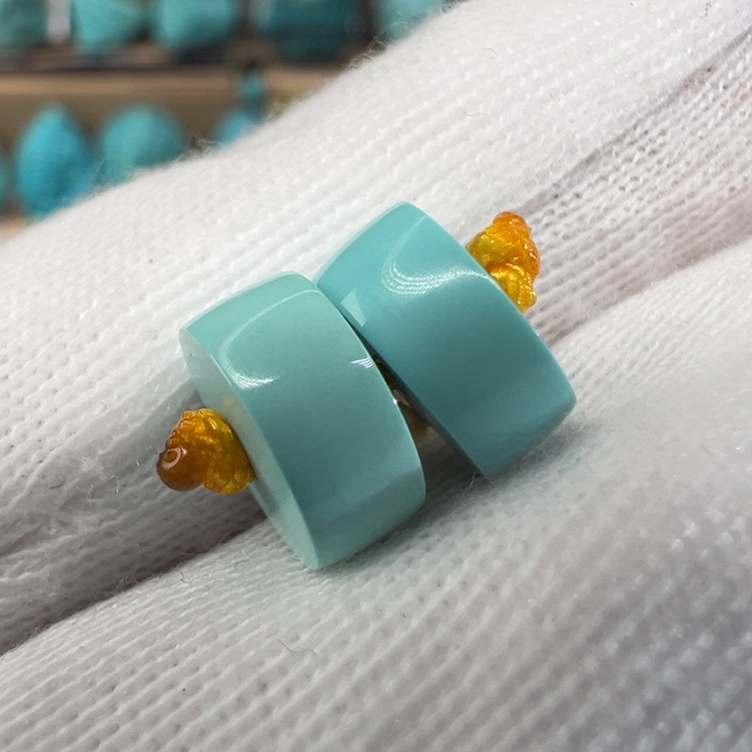 绿松石配饰未镶嵌