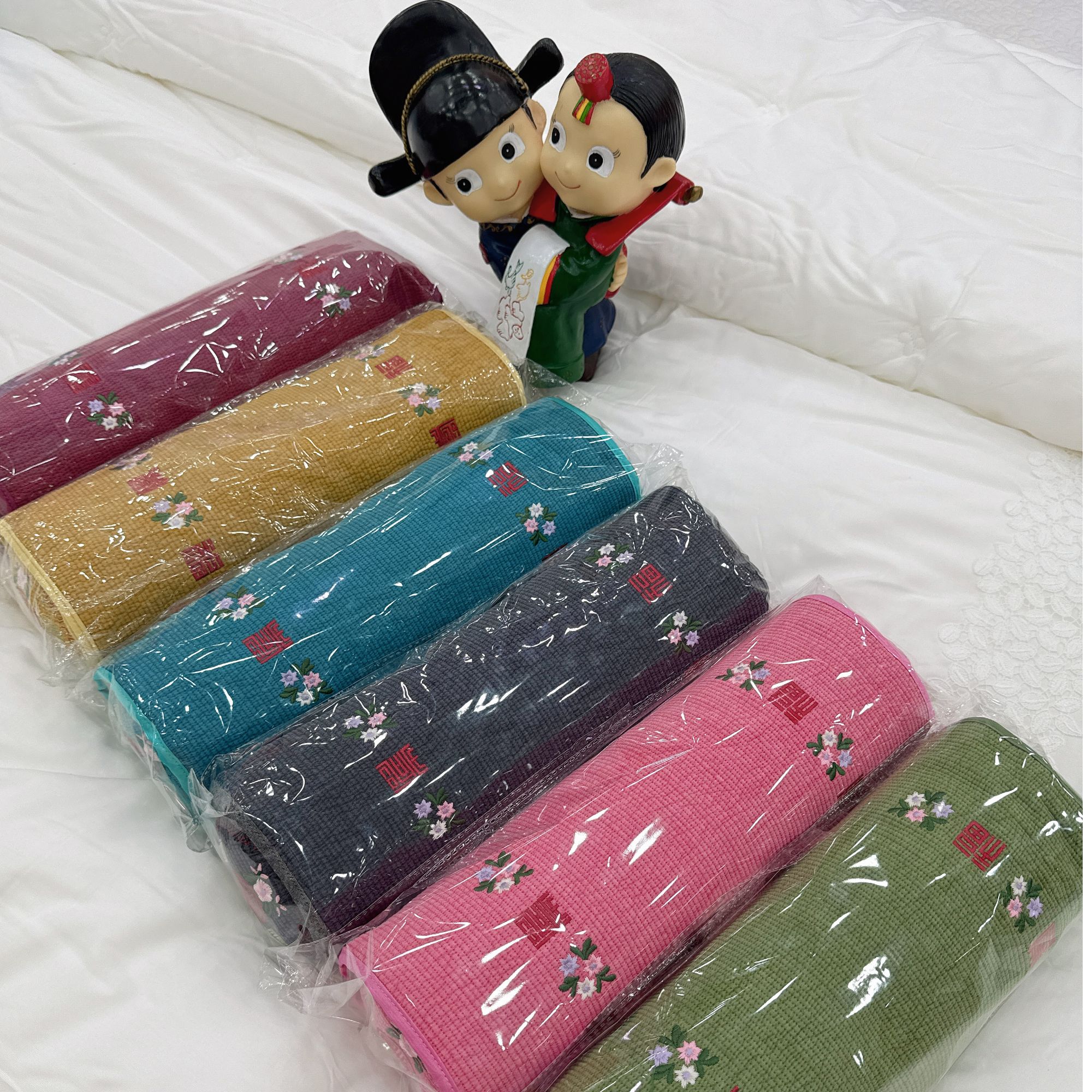 婷阳禄❀韩国桃核颈椎枕头❀34*10*8❀3斤左右                 