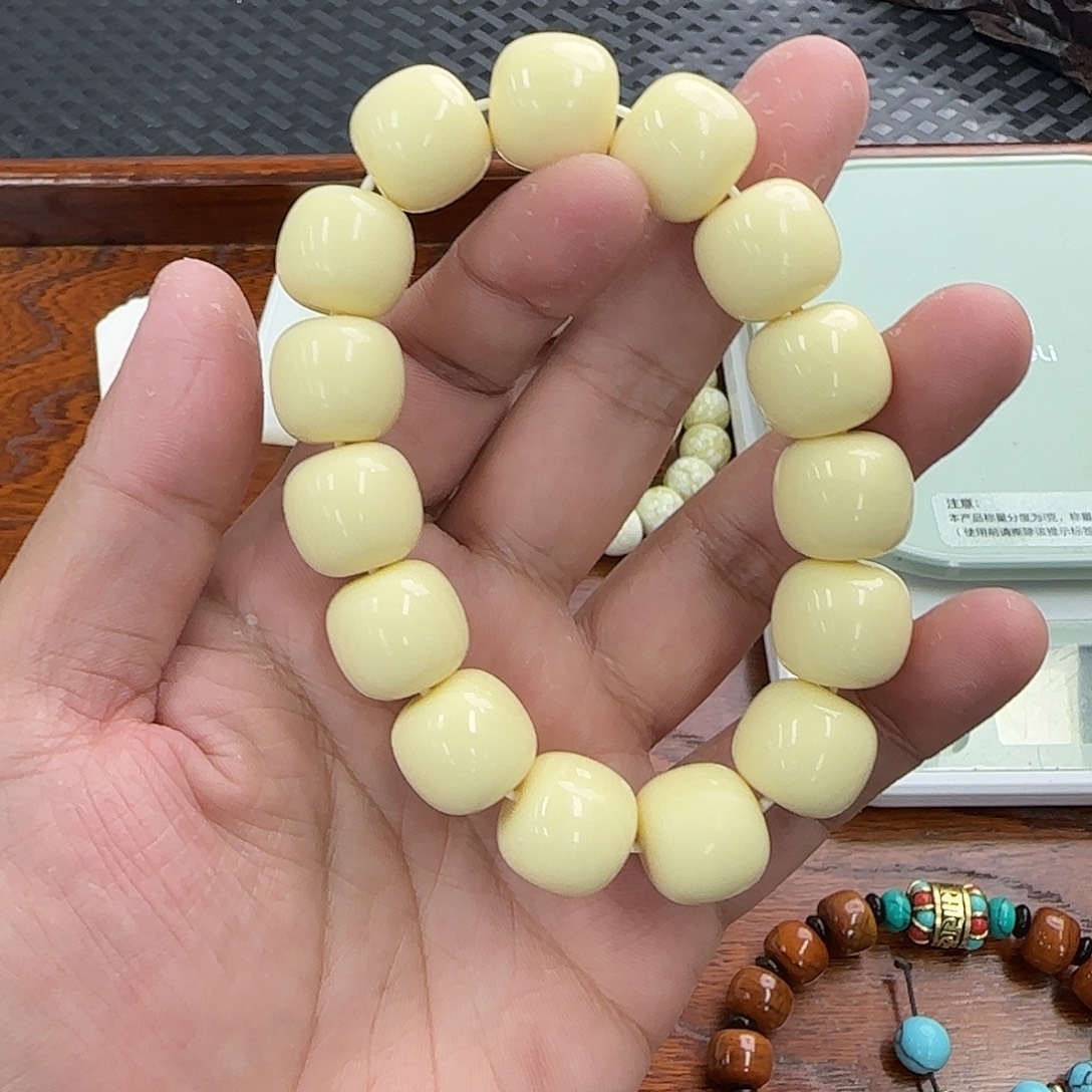 白玉菩提手串16老邢润润
