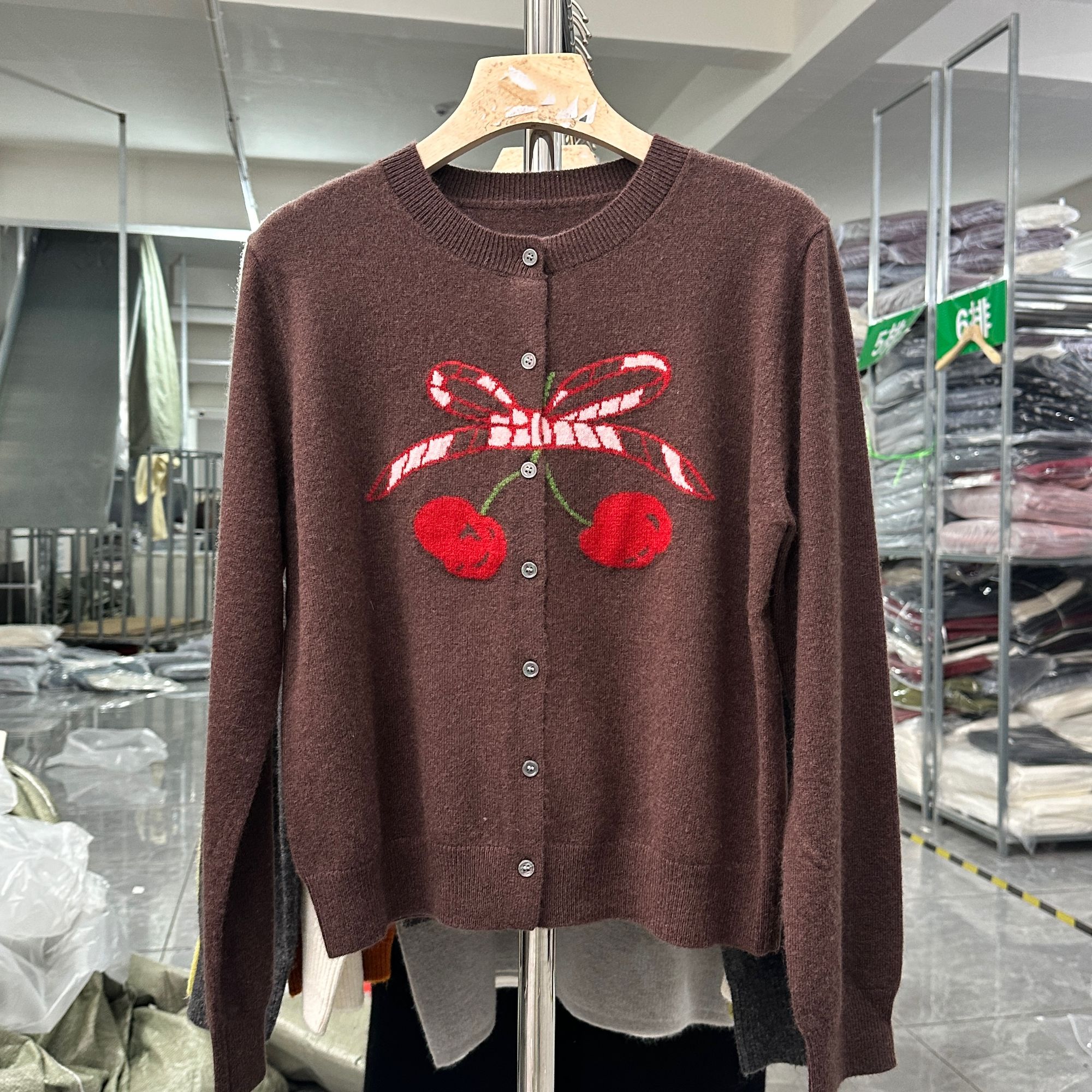 大樱桃羊绒羊毛开衫#气质时尚【巴黎21063】