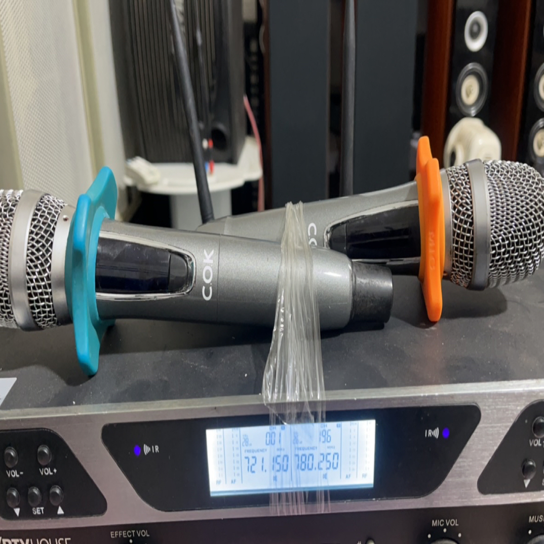 8新  二手 h606无线话筒 不包邮