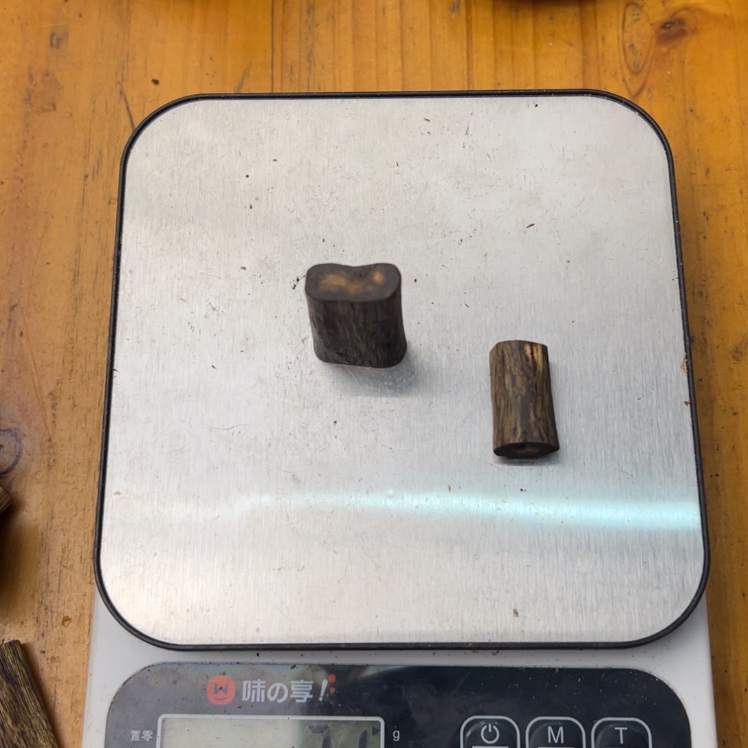 沉香碎屑沉香奇楠沉香无事牌