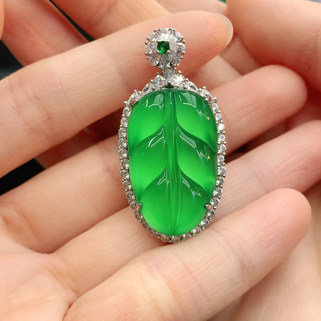 银S925镶嵌吊坠玛瑙/玉髓